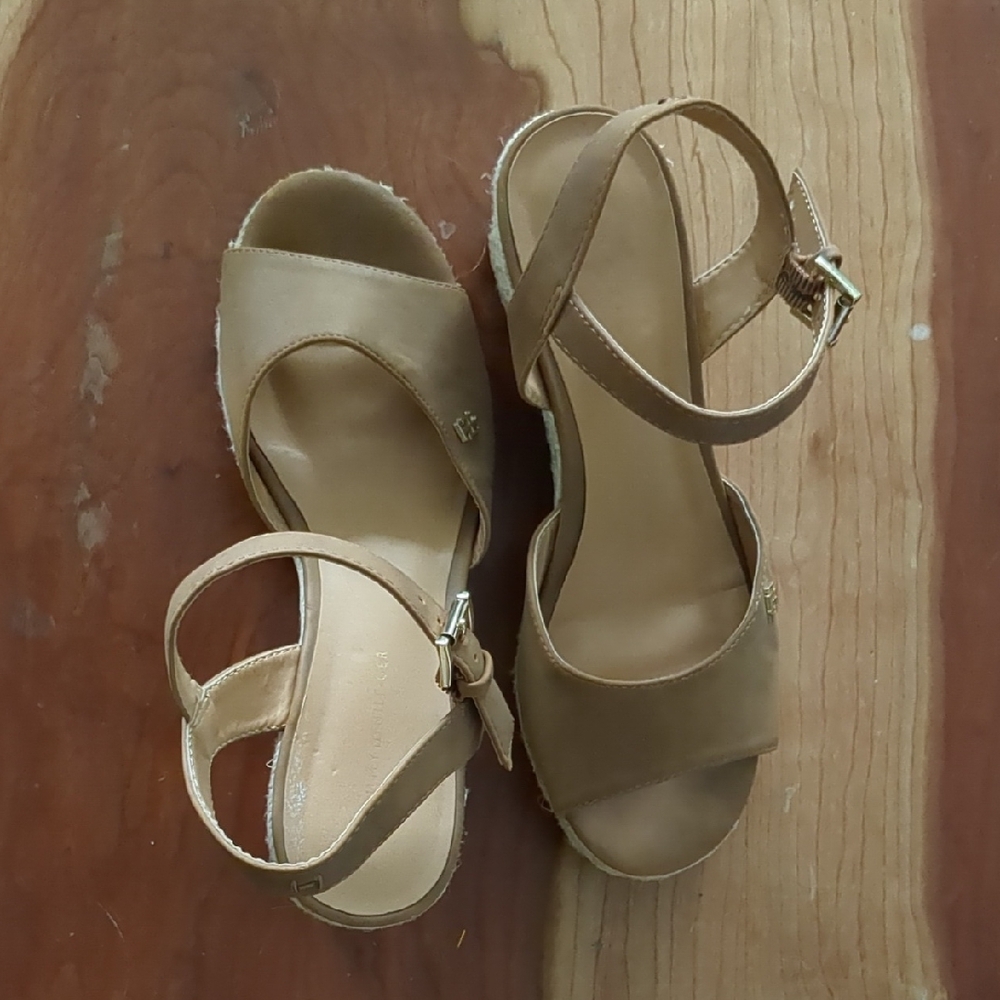 Tommy Hilfiger Tan Sandals